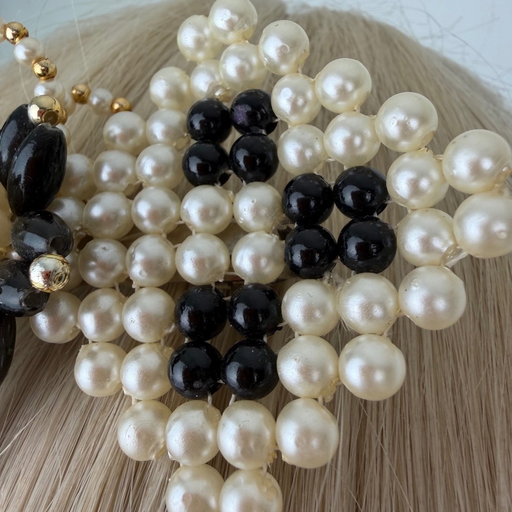 Handmade Beaded Bow Hair Clip Black White Balletcore Coquette Barrette OS - Picture 4 of 8